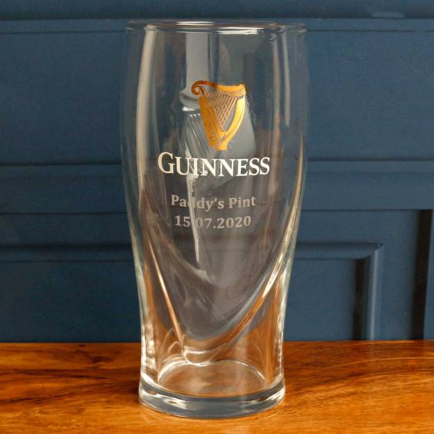 Engraved Personalised Guinness Pint Glass 102101401 gifts .ie