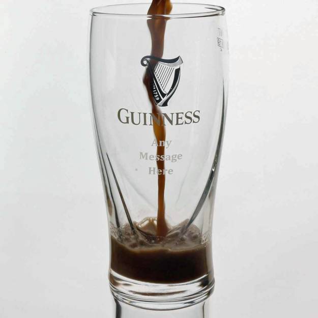 Engraved Personalised Guinness Pint Glass 102101401 gifts .ie