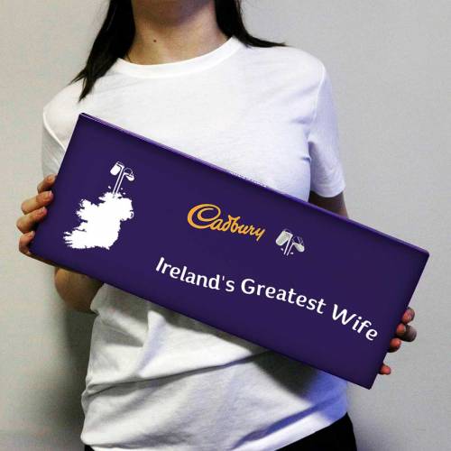 Ireland's Greatest Wife - Giant Cadburys Dairy Milk Bar 850g