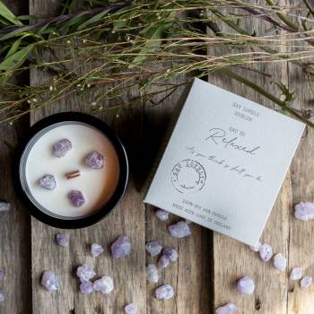 Eau So Relaxed Candle With Amethyst Gemstones