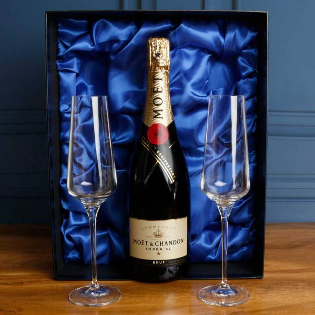 Moet & Chandon with Crystal Flutes in Gift Box - Engraving Optional