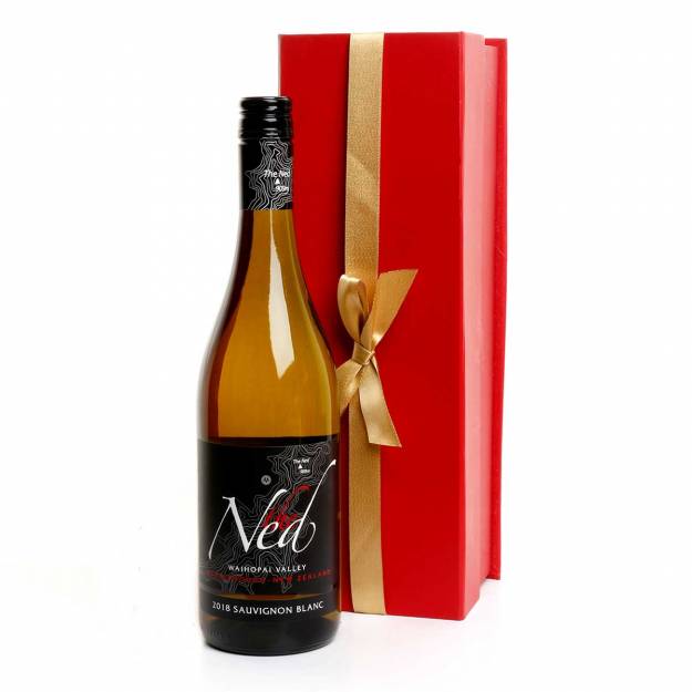 The Ned Sauvignon blanc in Gift Box