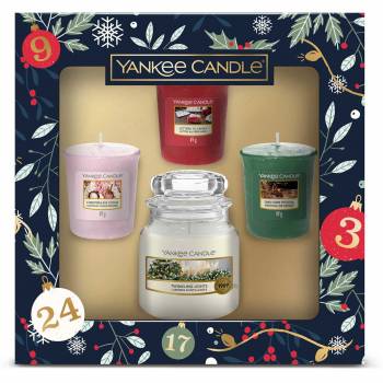 Yankee Candle Christmas Three Votives & Small Jar Candle Gift Set