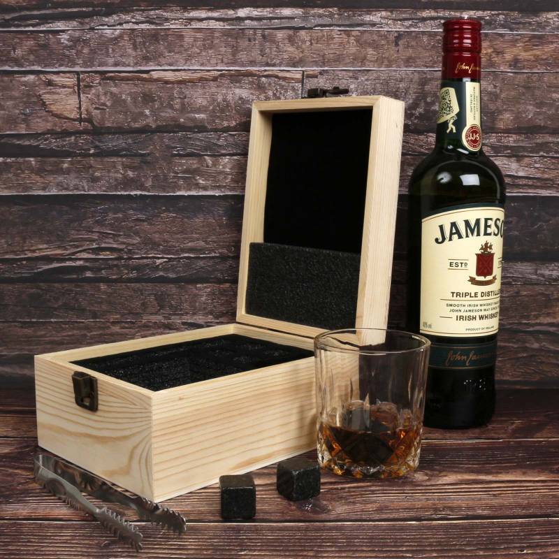 Any Text or Layout - Personalised Wooden Boxed Whiskey Set