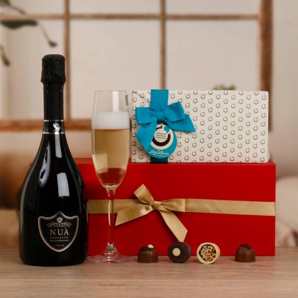 Italian Nua Prosecco & Irish Chocs in Gift Box