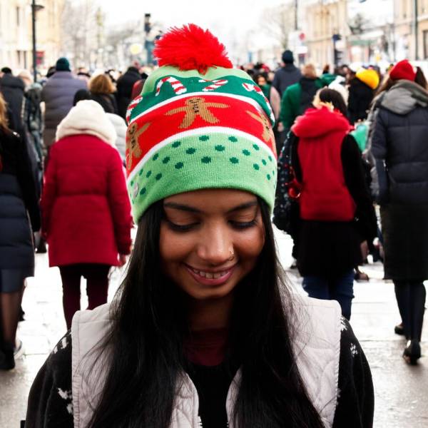 Christmas Gingerbread Novelty Light Up Beanie Hat