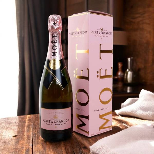 Moet & Chandon Rose 75cl in Gift Box