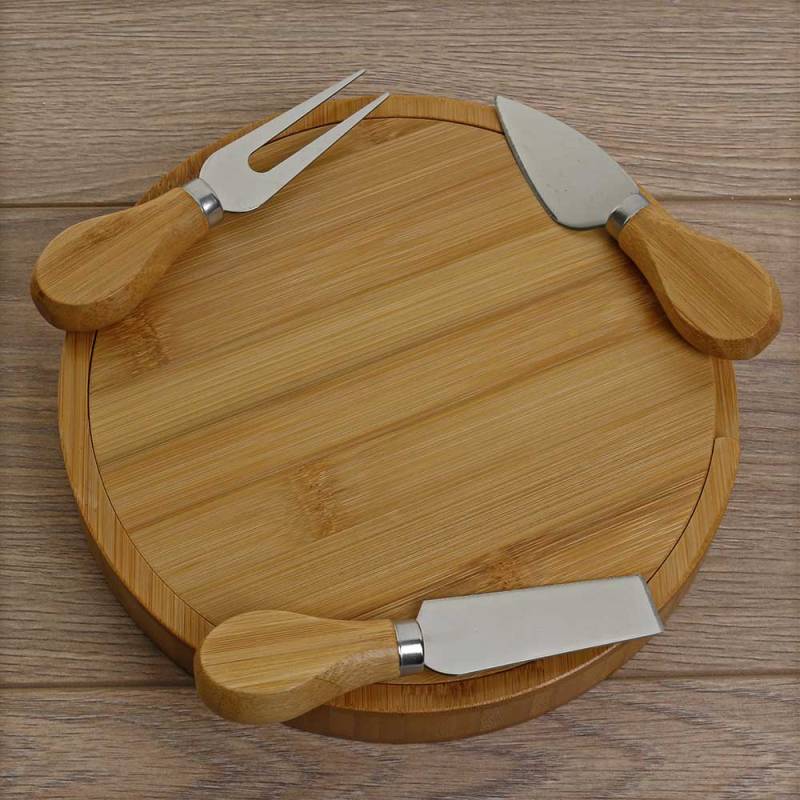 Any Name Engraved Circular Cheeseboard