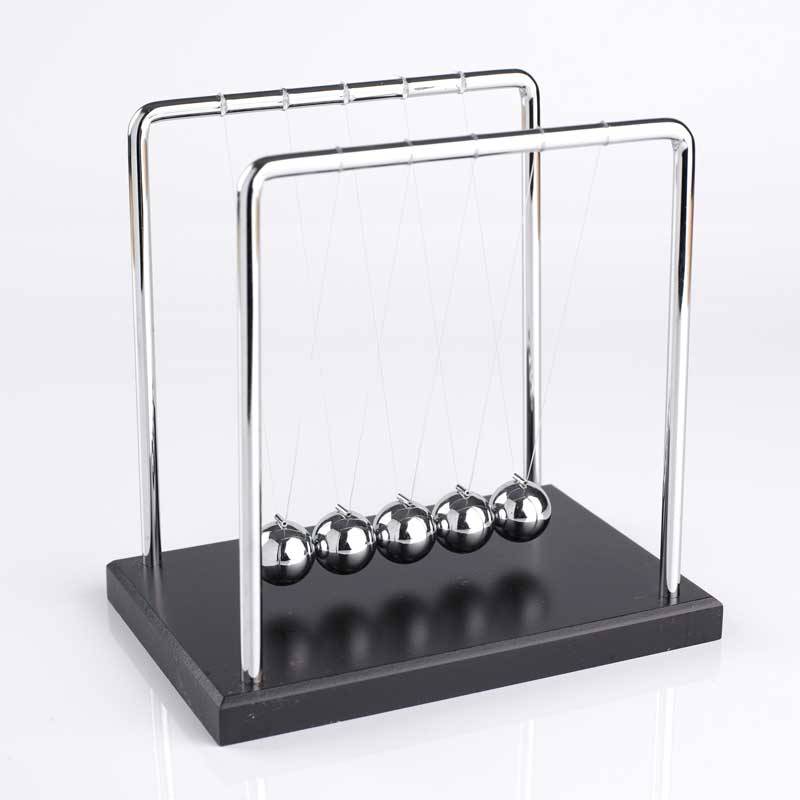 Newtons Cradle - Large