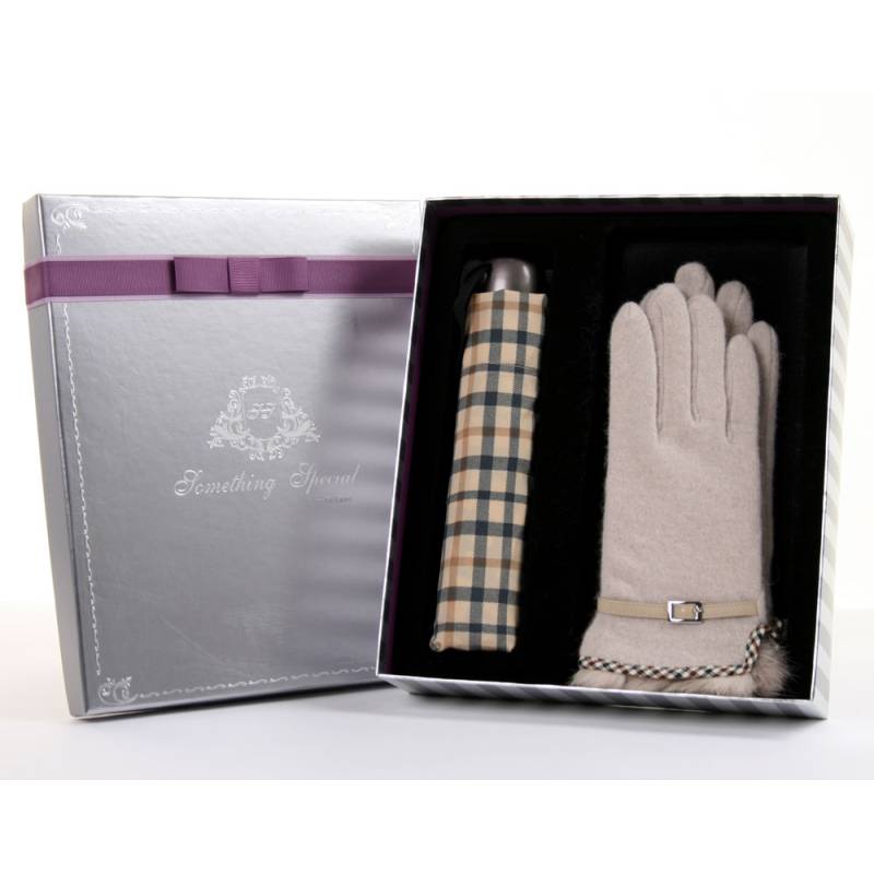 Classic Glove and Umbrella Set