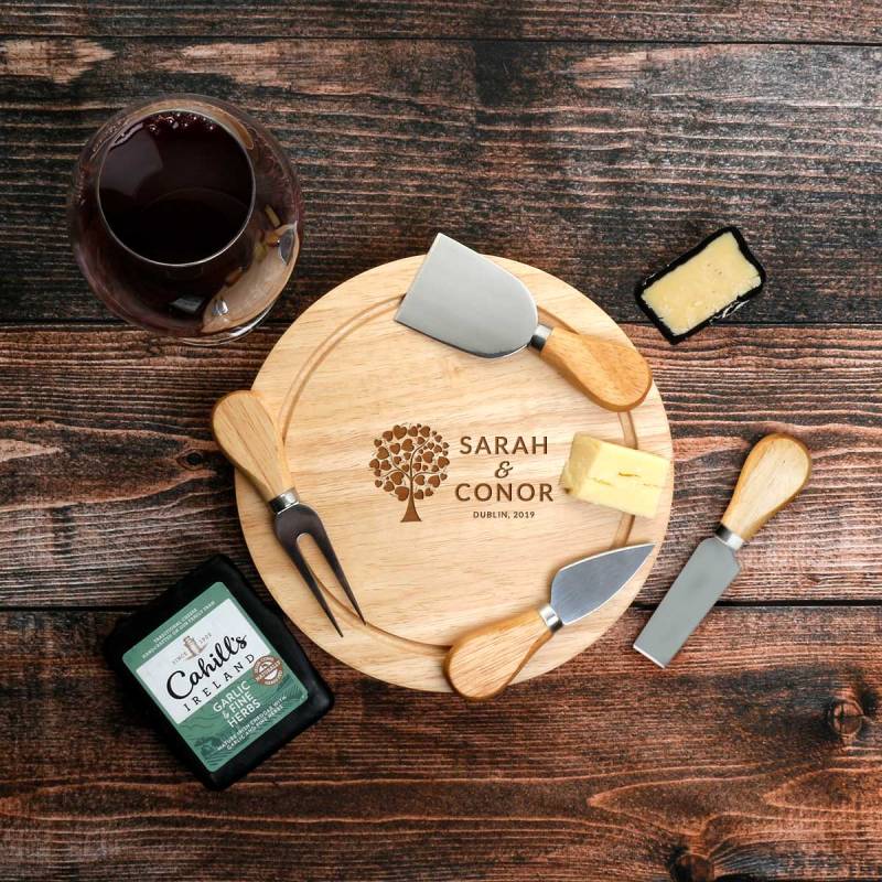 Couples Engraved Circular Cheeseboard