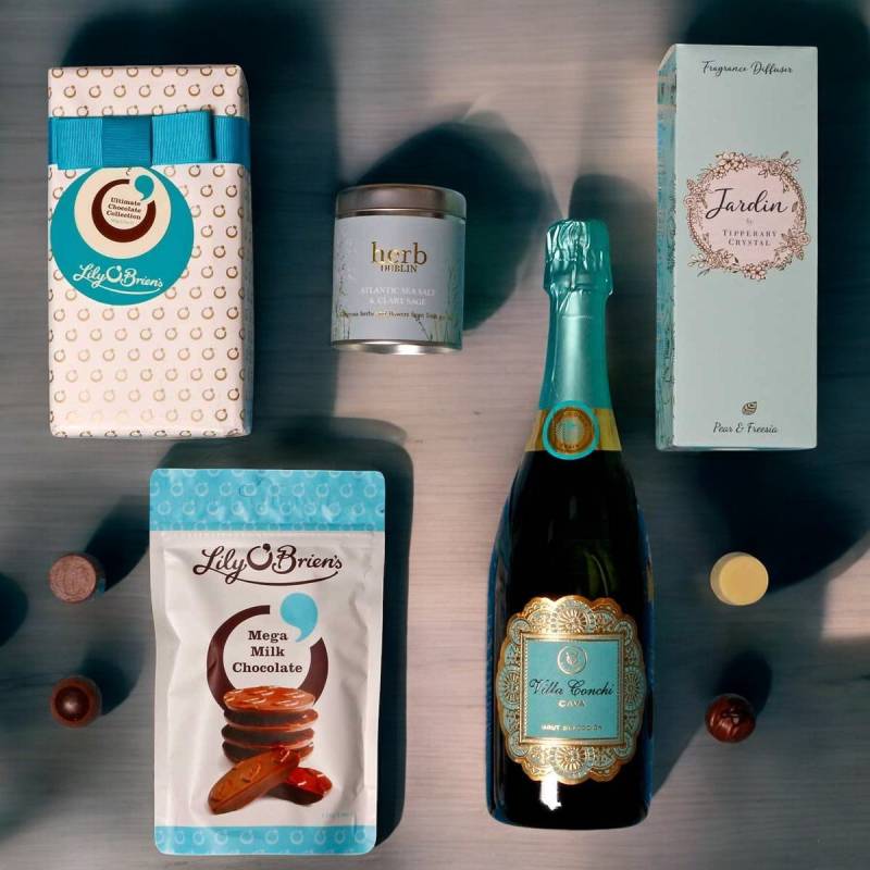 Elegant Cava & Chocs Hamper