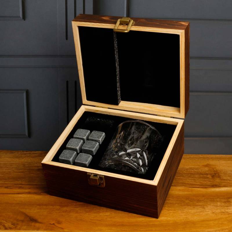 Personalised Any Name - Wooden Boxed Whiskey Set