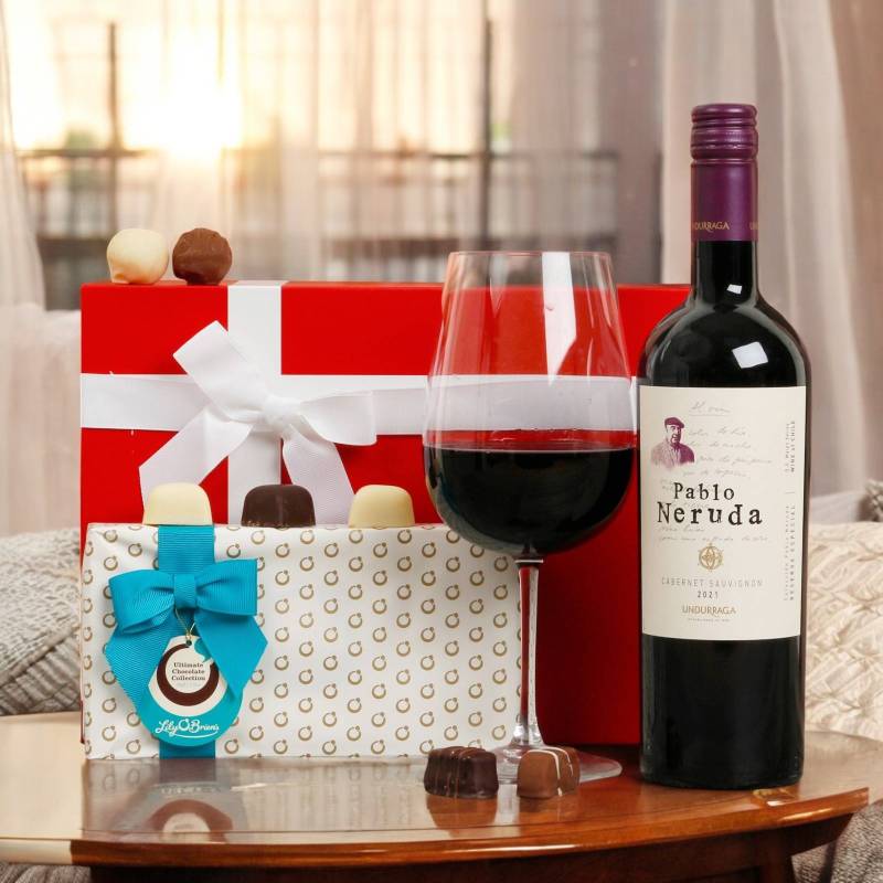 Red Wine & Chocolate Gift Hamper