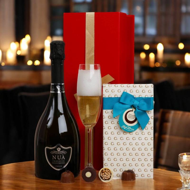 Italian Nua Prosecco & Irish Chocs in Gift Box