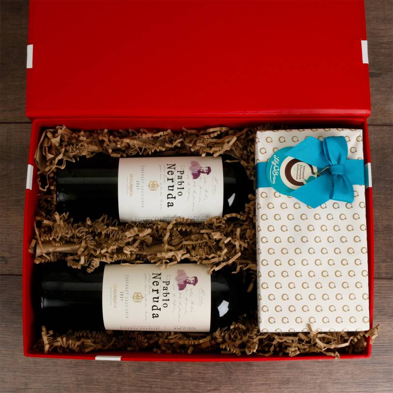 Double Red Wine & Choc Hamper