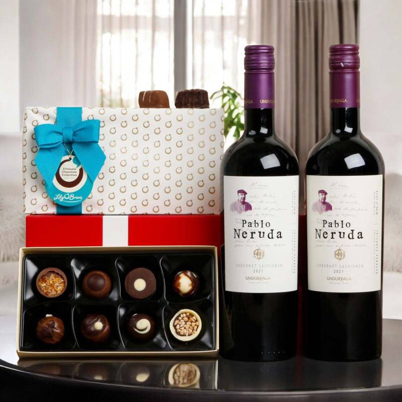 Double Red Wine & Choc Hamper