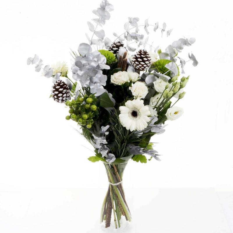 The Christmas Snow Fresh Flowers Bouquet