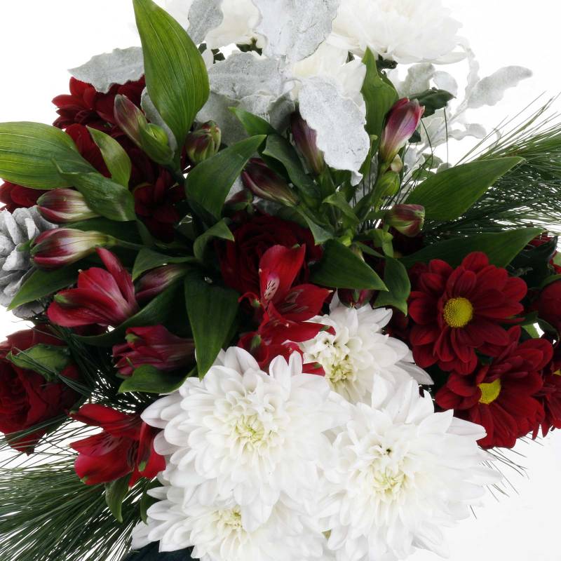 The Luscious Red Fresh Flowers Christmas Bouquet