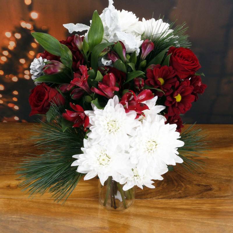 The Luscious Red Fresh Flowers Christmas Bouquet