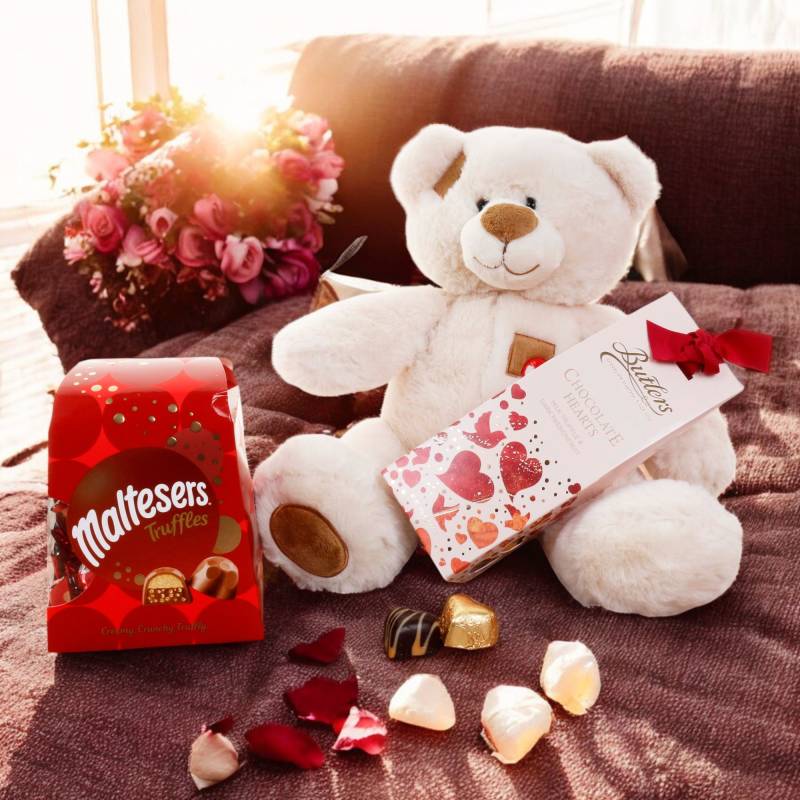 Love Heart Patch White Bear & Chocs