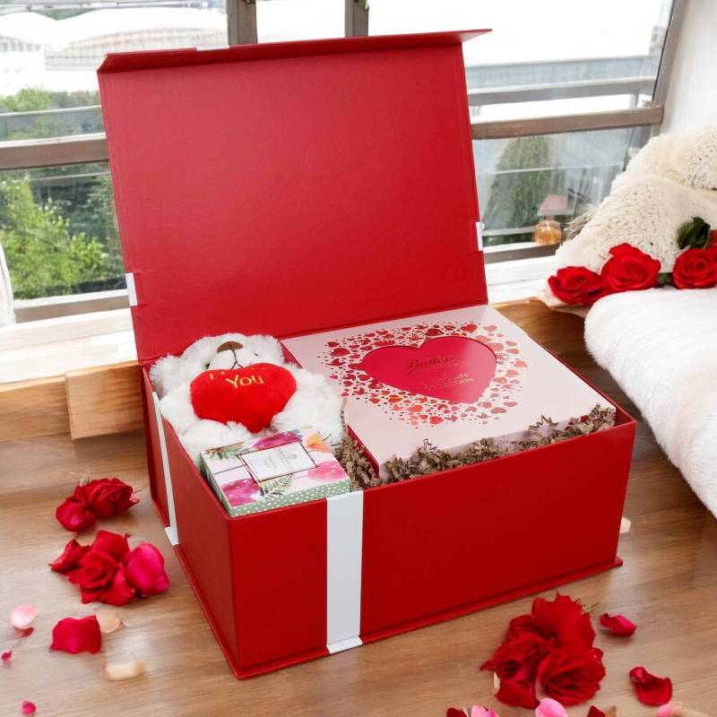 Valentine's Lots of Love Gift Hamper