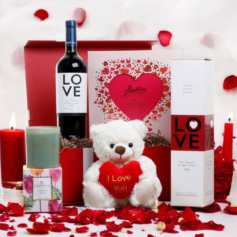 Valentine's Lots of Love Gift Hamper