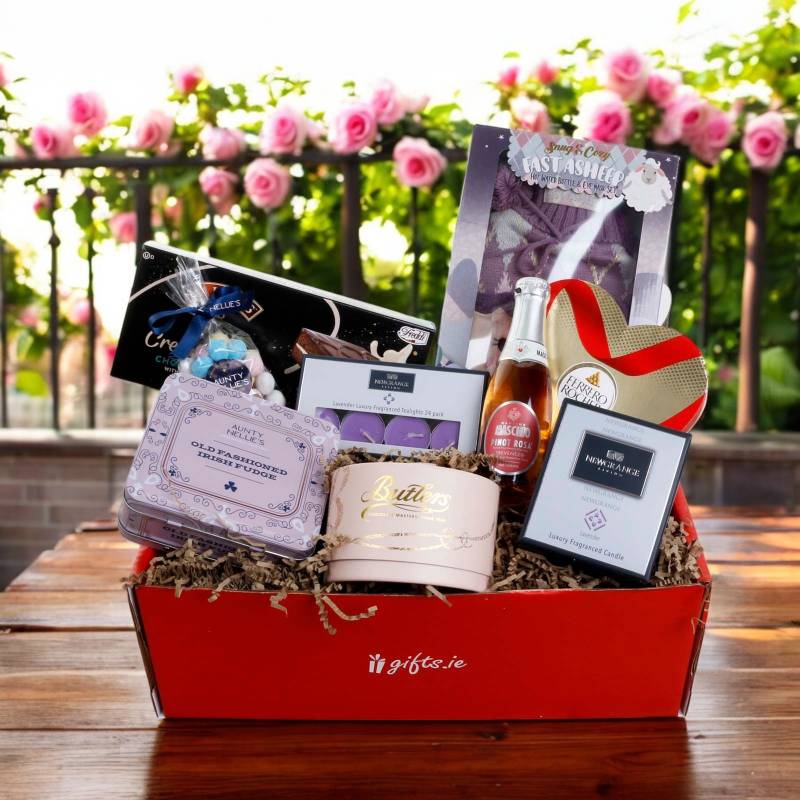 Mother's Day Pamper & Treats Gift Box