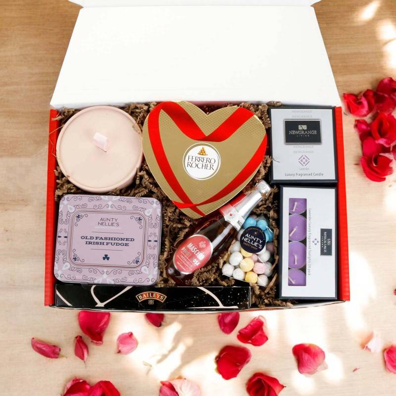 Mother's Day Pamper & Treats Gift Box