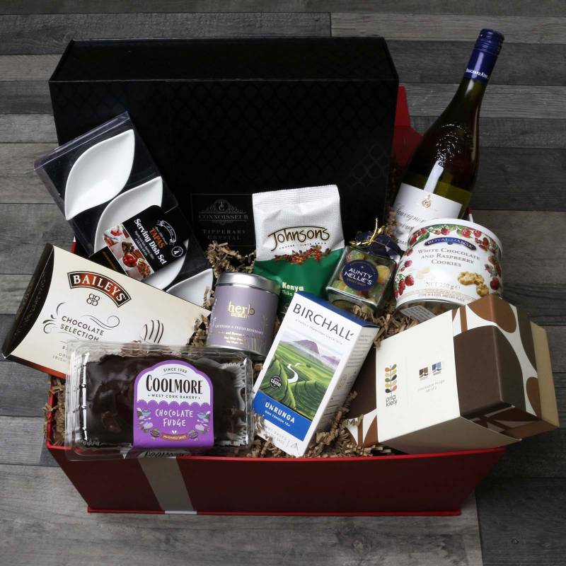 The Artisan & Fresh Fruit Gift Hamper