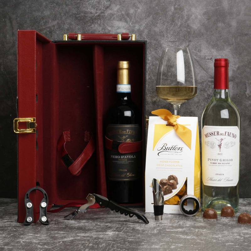 Single Vino Espanol & Irish Chocs in Leather Case_DUPLICATE