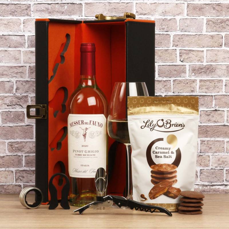 Single Vino Italia & Irish Chocs in Leather Case