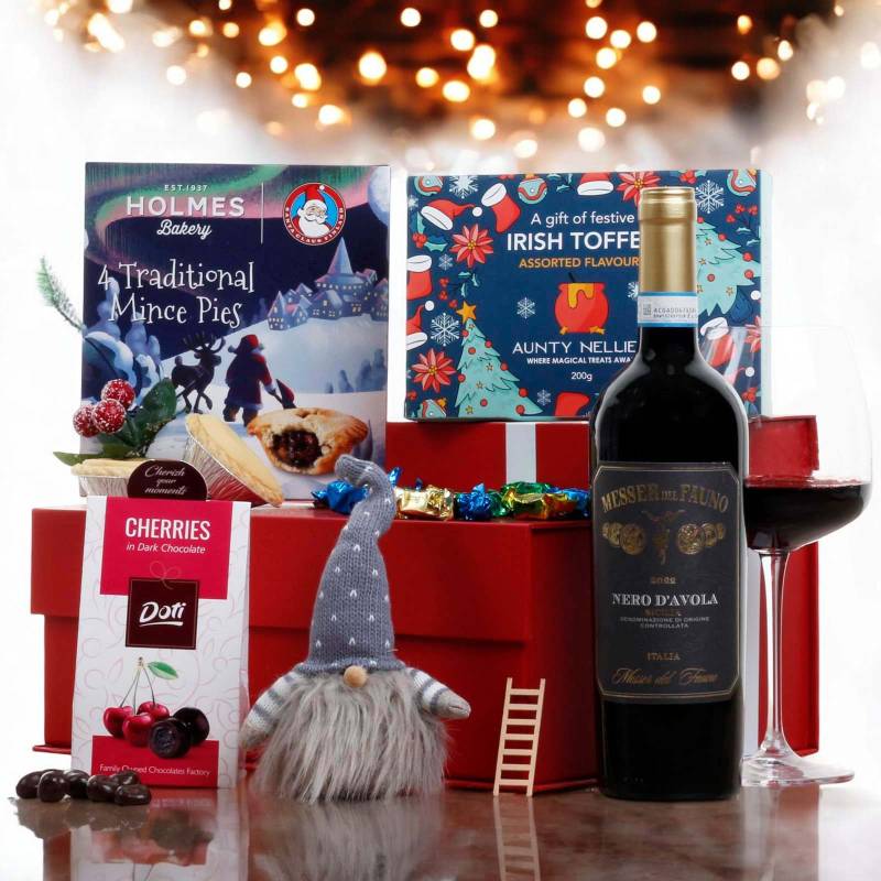 Happy Holiday Red Wine Hamper