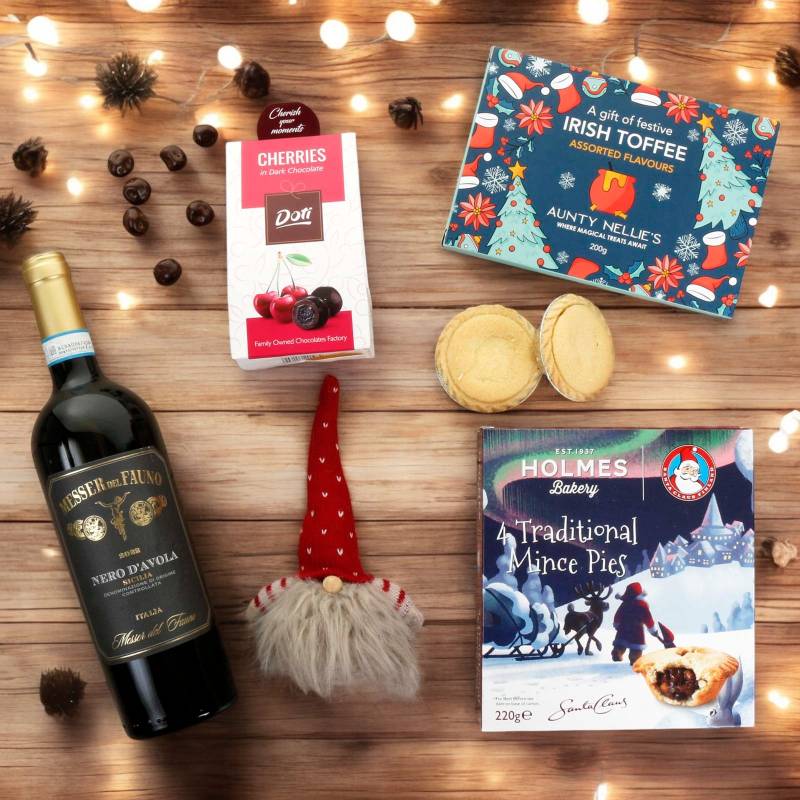 Happy Holiday Red Wine Hamper