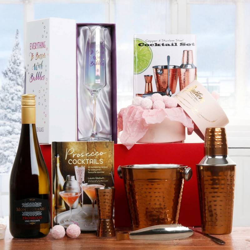 The Cocktail Lover's Gift Box