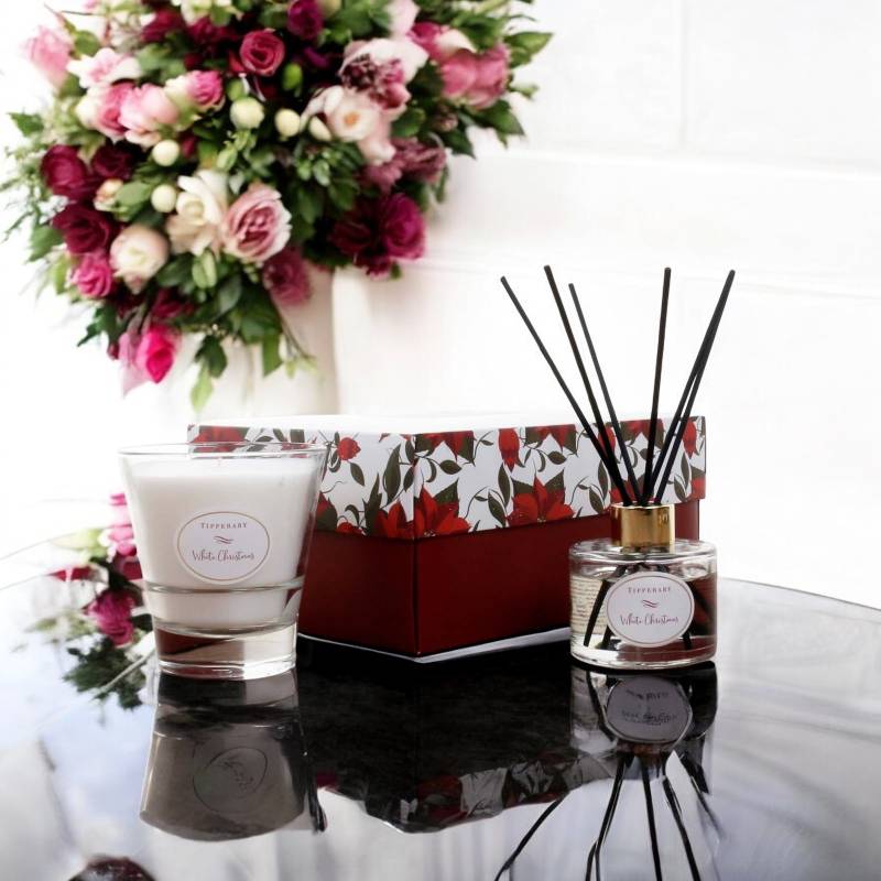 Poinsettia Candle & Diffuser - White Christmas