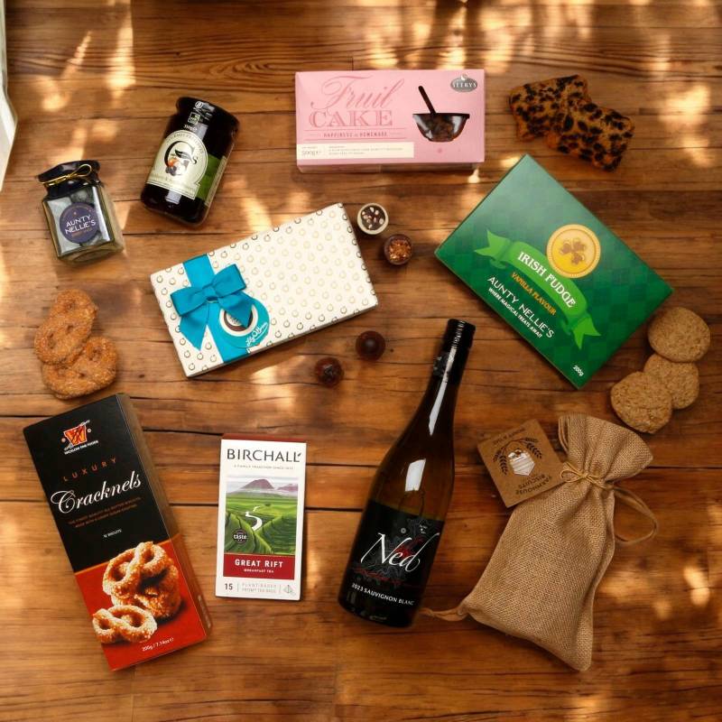 Best Wishes and White Wine Gift Hamper