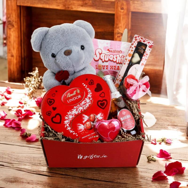 The Valentine's Delight Gift Box