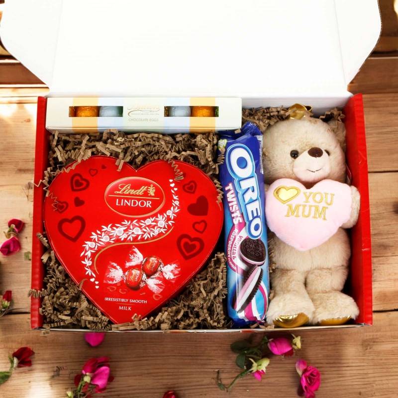 Mum's Sweet Treats Delight Hamper