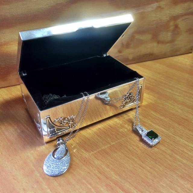 Trinket Box with Flowers - Engraved With Your Message