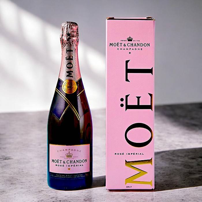 Moet & Chandon Rose 75cl in Gift Box