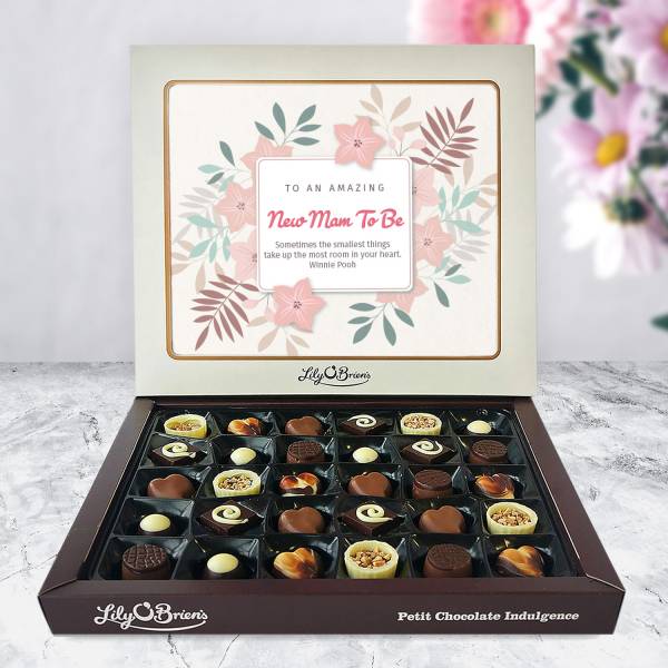 To An Amazing Mam To Be - Personalised Chocolate Box 270g