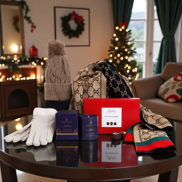 Luxury Cosy Scarf, Candle & Chocs Set - Black, Green, Red & Cream