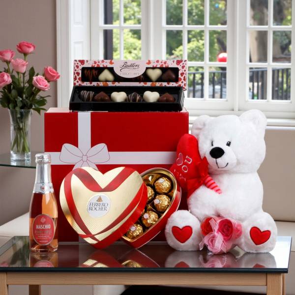 The Valentine's Delight Gift Box