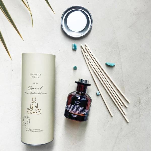 Eau So Special Diffuser With Green Eventurine Gemstones