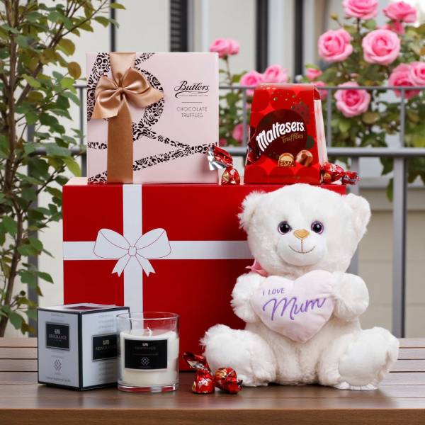 Love Mum's Sweet Treats Delight Hamper