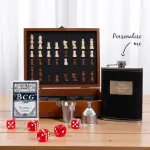 Game's Night - Flask & Board