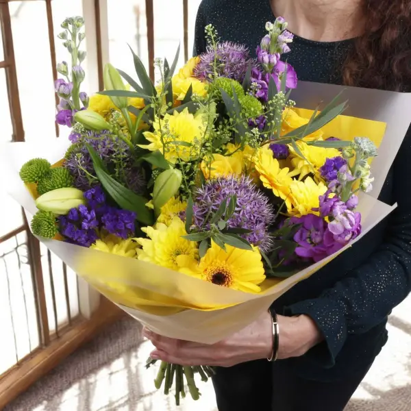 Springtime Fresh Flowers Bouquet