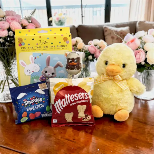 Easter Chick & Easter Chocolate Gift Pack