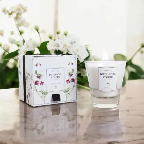 Tipperary Crystal Botanical Studio Candle - Sweet Pea